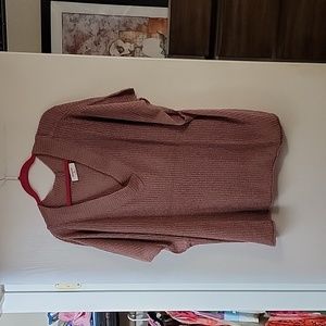 Light weight pink sweater size xl